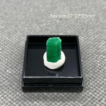 100% Prírodný zelený smaragd minerálne gem-stupeň crystal vzoriek kamene a kryštály kremeňa kryštály +Box 27*27*25m som