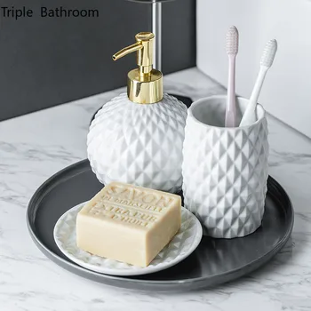 Sanitárne výrobky päť-kus umývanie nastaviť kus Nordic plastický keramické ústna voda cup set kúpeľňa wc dodávky hoteli