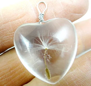 Prírodný kameň kremenným Kryštálom v tvare Srdca sklo púpava semená prívesok pre kutilov, kožený náhrdelník šperky 10pc
